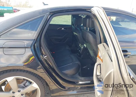 2015 Audi A6 3.0T Premium Plus z USA, uszkodzony, nr VIN WAUHGAFC3FN037302